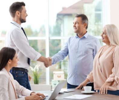 The Role of a Life Insurance Broker: A Smart Guide for Choosing the Right Policy